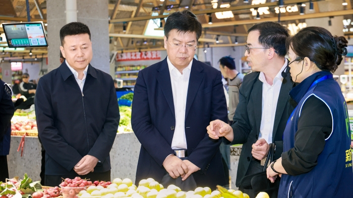 李晖调研农贸市场领域民生实事项目推进情况